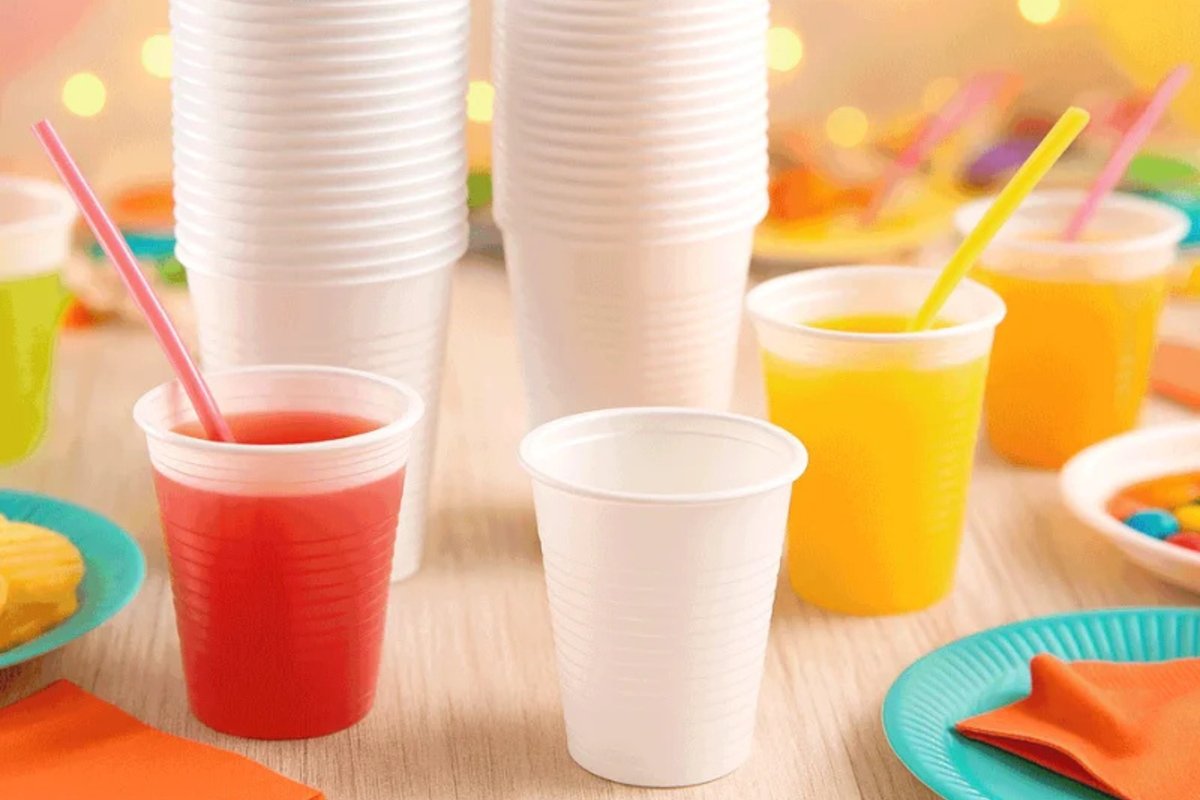 Lot de 50 verres en plastique